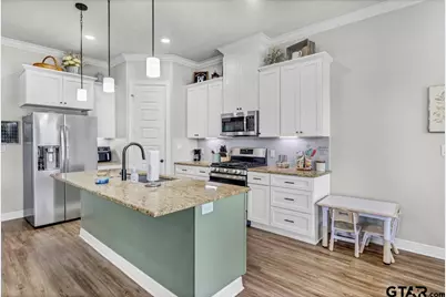 1802 Forestdale Boulevard, Whitehouse, TX 75791 - Photo 10