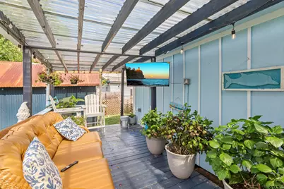 408 Morton, Palacios, TX 77465 - Photo 20