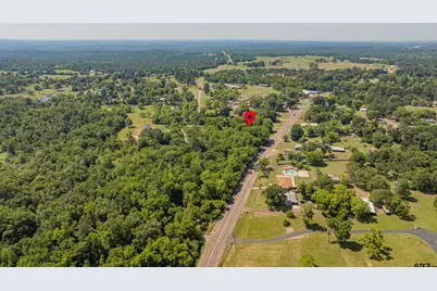 410 Hanes Blvd., Hughes Springs, TX 75656 - Photo 4