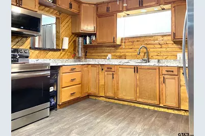 410 Hanes Blvd., Hughes Springs, TX 75656 - Photo 10