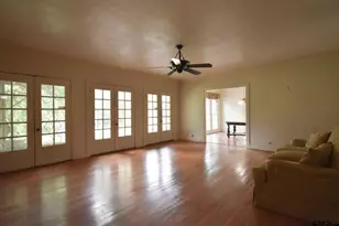 510 E Longview St, Arp, TX 75750 - Photo 16