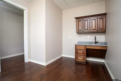 2311 Dueling Oaks Dr. Ste 20, Tyler, TX 75703 - Photo 16