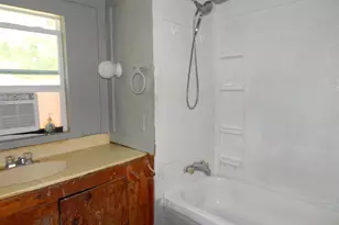 214 Lawrence, Gilmer, TX 75644 - Photo 8