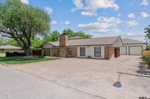 302 Erwin, Edgewood, TX 75117 - Photo 1