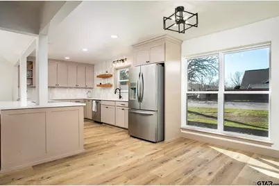 411 W Heritage Dr, Tyler, TX 75703 - Photo 10