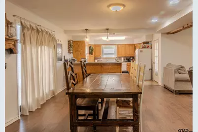 6952 Fm 1990, Palestine, TX 75801 - Photo 8