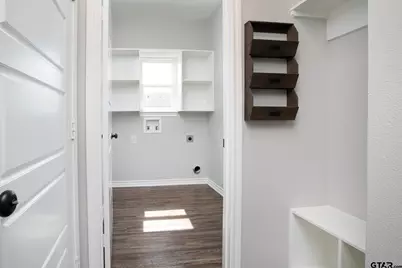 416 W South St, Lindale, TX 75771 - Photo 14