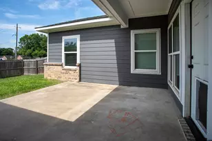 416 W South St, Lindale, TX 75771 - Photo 28