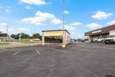 305-A S Greer, Pittsburg, TX 75686 - Photo 4