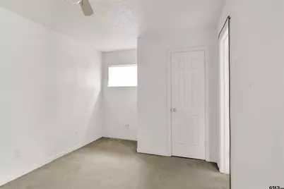2006 Villa Dr, Tyler, TX 75703 - Photo 12