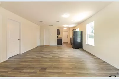 2525 N Tenneha Avenue, Tyler, TX 75702 - Photo 6