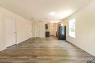 2525 N Tenneha Ave, Tyler, TX 75702 - Photo 6