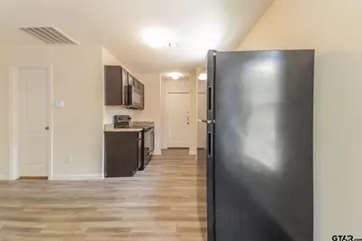 2525 N Tenneha Avenue, Tyler, TX 75702 - Photo 10