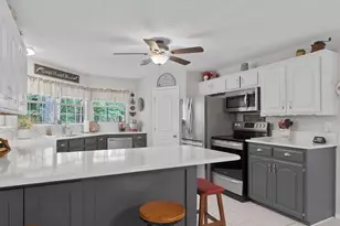 184 Shiprock Path, Holly Lake Ranch, TX 75765 - Photo 4