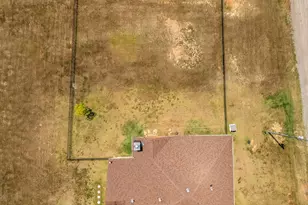 215 Deerfield Lake Cir, Longview, TX 75605 - Photo 4