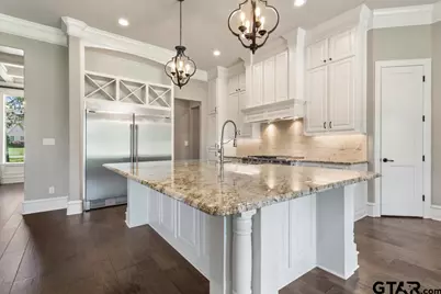 7532 Northlake Dr., Tyler, TX 75703 - Photo 2