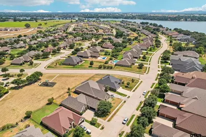 3449 Abes Landing Dr, Granbury, TX 76049 - Photo 38