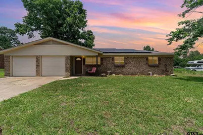 109 Carroll, Athens, TX 75752 - Photo 1