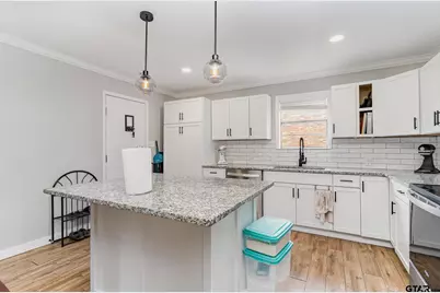 109 Carroll, Athens, TX 75752 - Photo 18