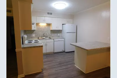 602 E South St Unit 8, Lindale, TX 75771 - Photo 4