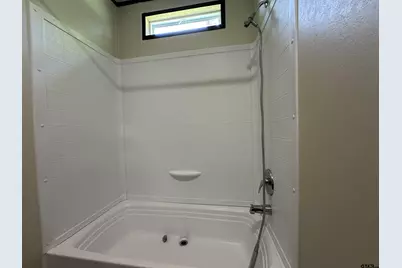 524 W San Antonio Street, Alto, TX 75925 - Photo 22