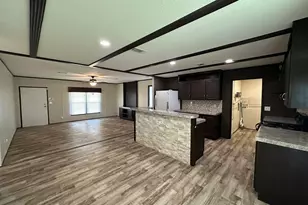 524 W San Antonio St, Alto, TX 75925 - Photo 8