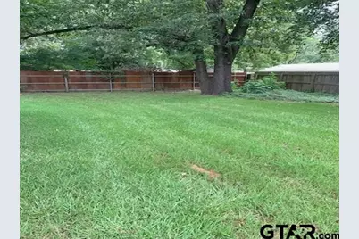 304 Lakeview, Whitehouse, TX 75791 - Photo 2