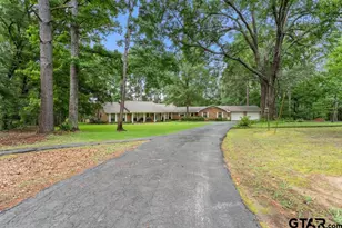 4930 W Twin Lakes Dr, Tyler, TX 75704 - Photo 4