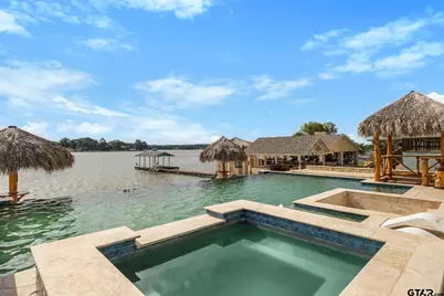 220 Pin Oak Drive, Mabank, TX 75156 - Photo 4