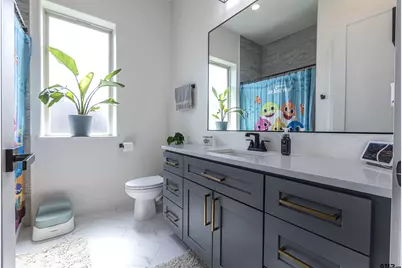 217 Devonshire, Mt Pleasant, TX 75455 - Photo 20