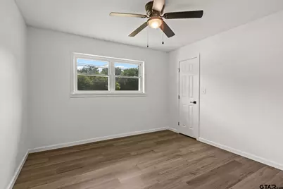 800 Holbrook, Mt Vernon, TX 75457 - Photo 16