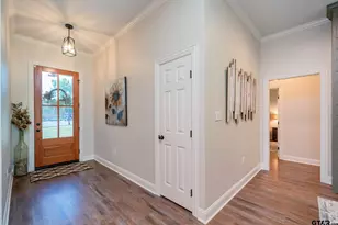 4523 LONE OAK LN, Longview, TX 75605 - Photo 4