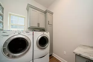 4523 LONE OAK LN, Longview, TX 75605 - Photo 44