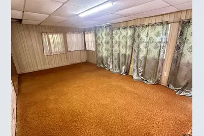 1030 W Kuykendall, Grand Saline, TX 75140 - Photo 18