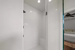 401 Deer Point Cv, Chandler, TX 75758 - Photo 12