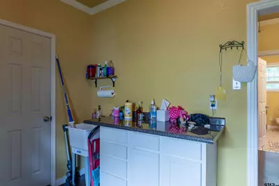 427 E Locust St, Tyler, TX 75702 - Photo 28