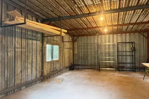 409 Co Rd 4204, Jacksonville, TX 75766 - Photo 36