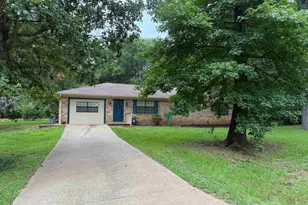 409 Co Rd 4204, Jacksonville, TX 75766 - Photo 2