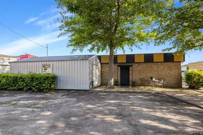 228 W Broad, Mineola, TX 75773 - Photo 4