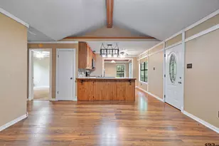 194 Oak Shadows Cv, Holly Lake Ranch, TX 75765 - Photo 6