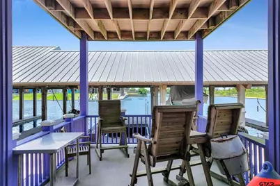 2207 Nelson Avenue, Port Bolivar, TX 77650 - Photo 10