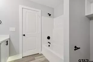 16330 Crossing Cir, Lindale, TX 75771 - Photo 26