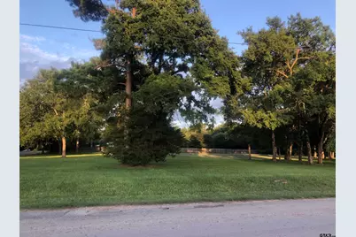 124 White St, Rusk, TX 75785 - Photo 1