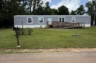 310 Randall Ave, Jefferson, TX 75657 - Photo 22