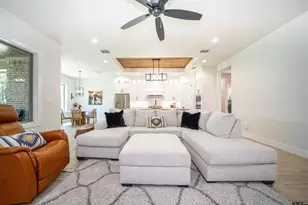 125 Thorn Briar, Longview, TX 75602 - Photo 8