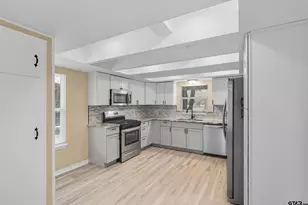 223 Cheek St, Mineola, TX 75773 - Photo 14