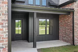 190 Brooks Dr, Gladewater, TX 75647 - Photo 4