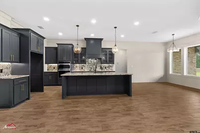 190 Brooks Dr, Gladewater, TX 75647 - Photo 10