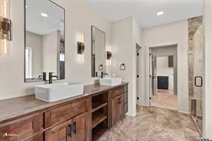 190 Brooks Dr, Gladewater, TX 75647 - Photo 18