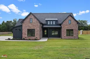 190 Brooks Dr, Gladewater, TX 75647 - Photo 36